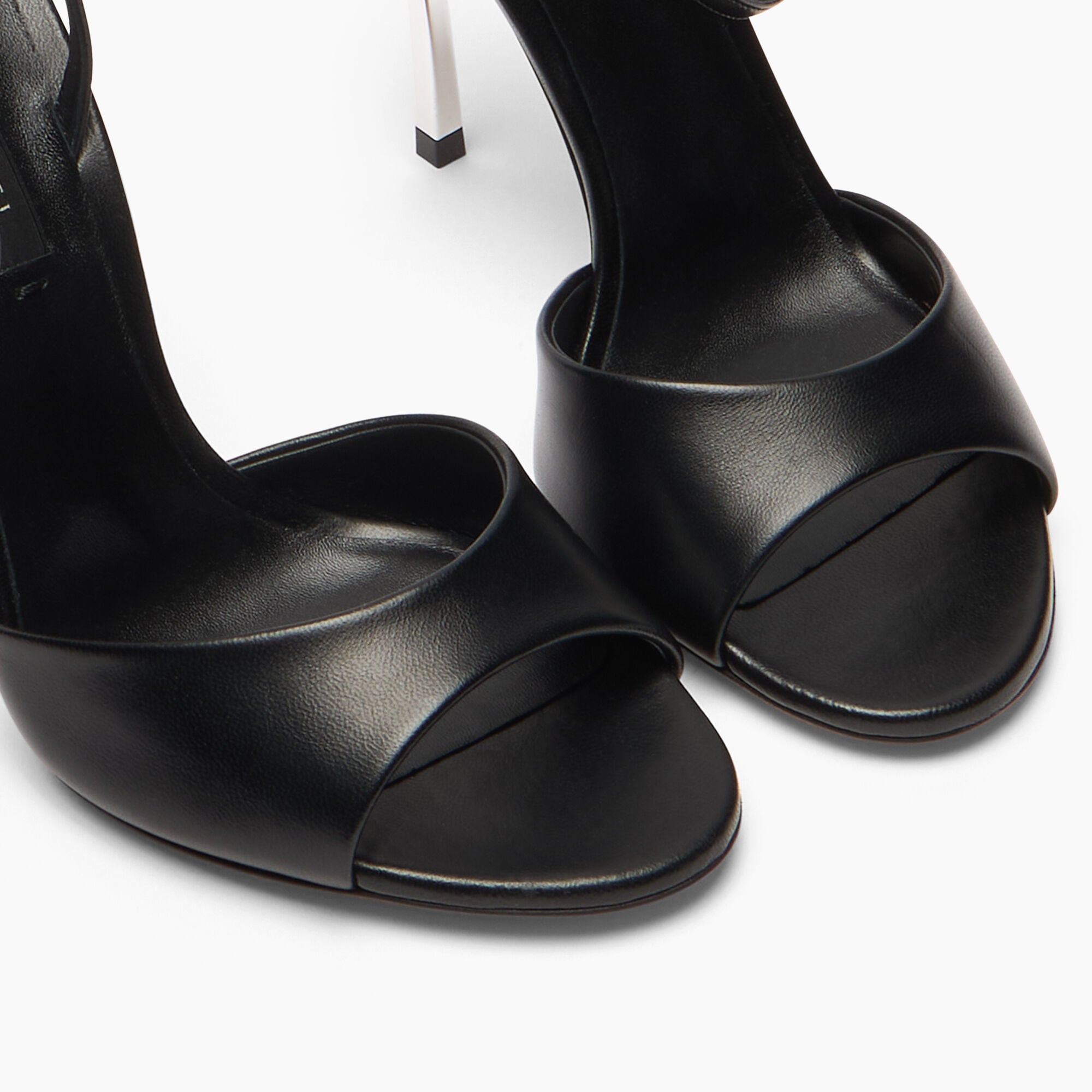 Blade Minorca Sandal in Black for Women | Casadei®