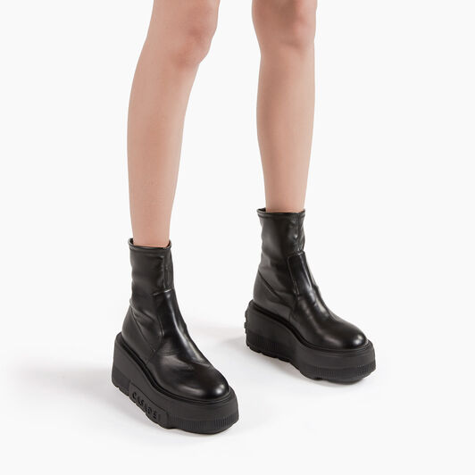 Casadei Nexus Black 2Q160T070NNEONA Casadei Nexus Black 2Q160T070NNEONA