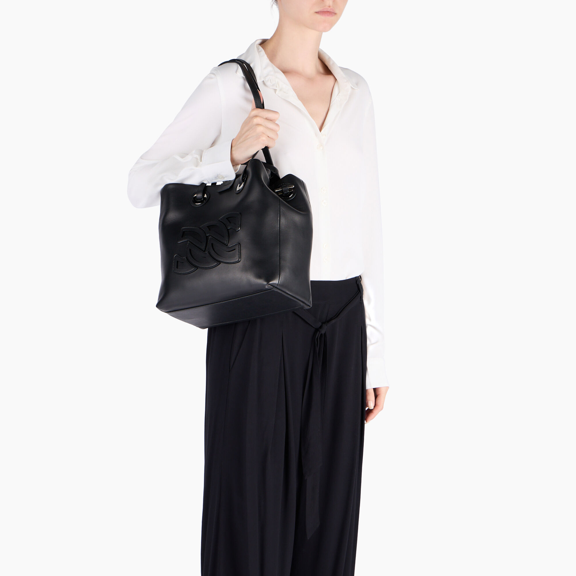 Casadei Dome Bag Black 3W468J0000NAPON