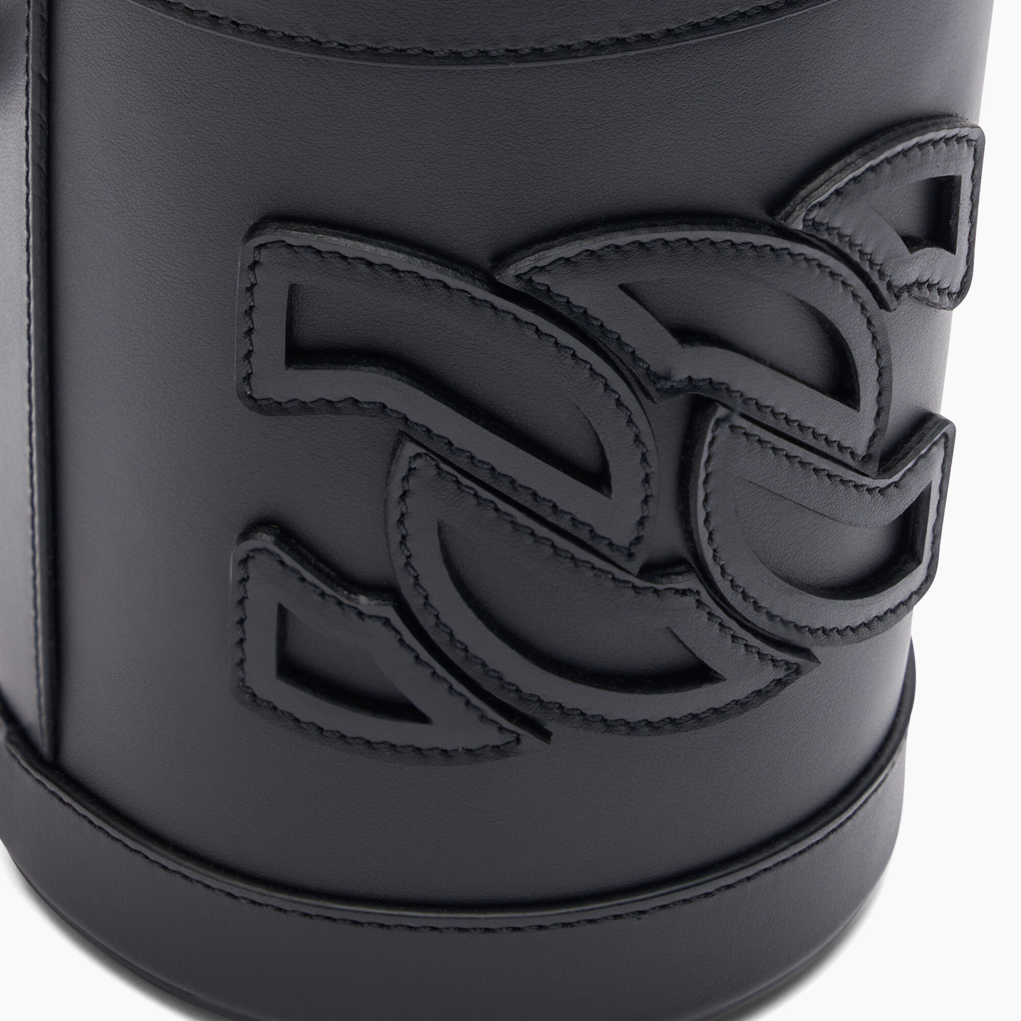 Giulia Leather Bucket Bag in Black for Women Casadei