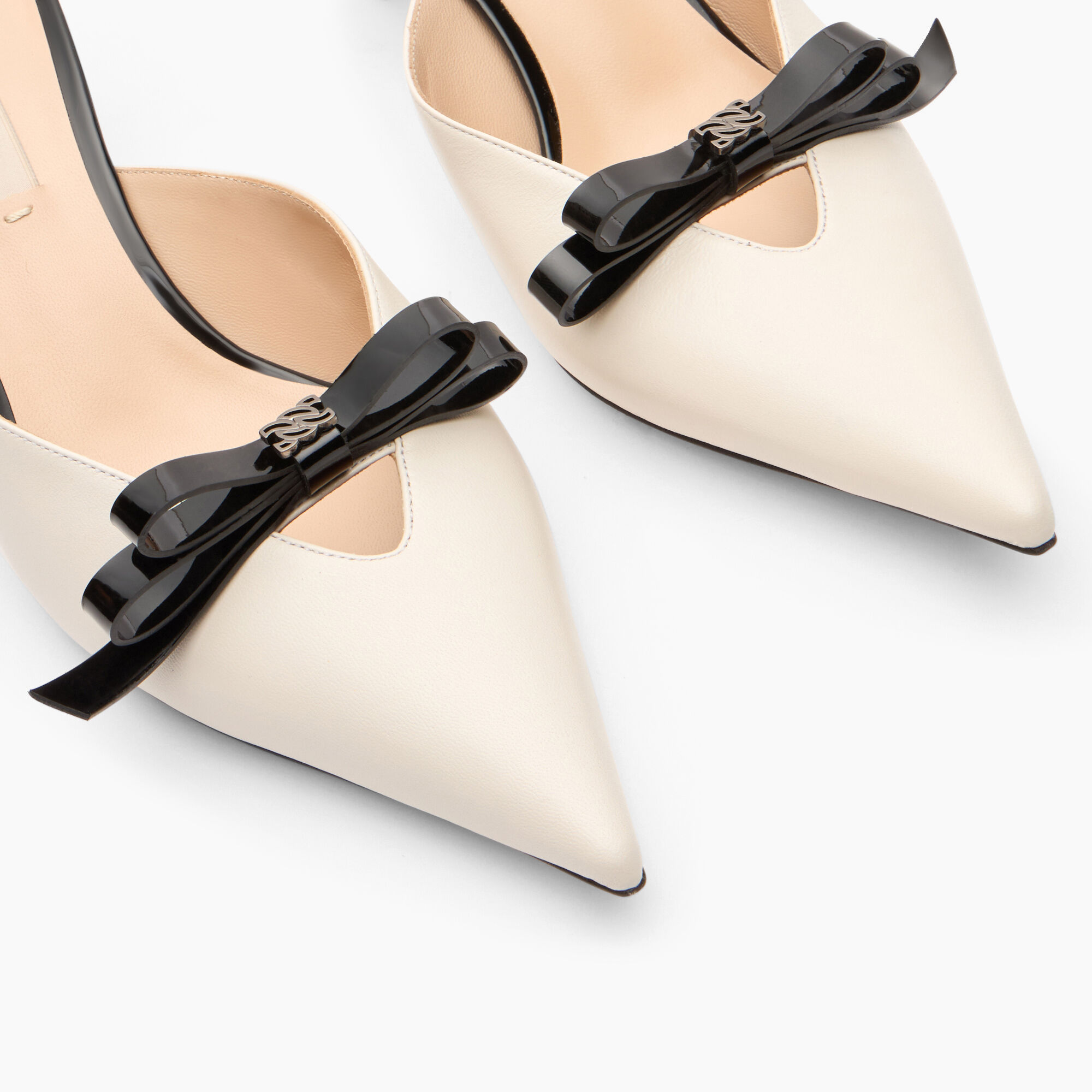 Casadei Juliet Scarlet Kitten Mules أكرو وأسود 1G608Y0501C2479