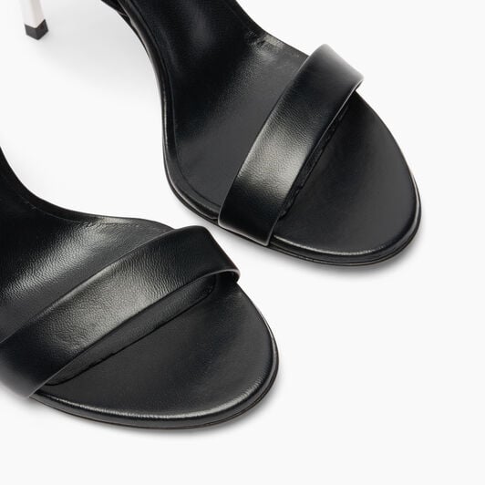 Casadei Cappa Blade En Cuir Black 1LG40D100MC1155 Casadei Cappa Blade En Cuir Black 1LG40D100MC1155