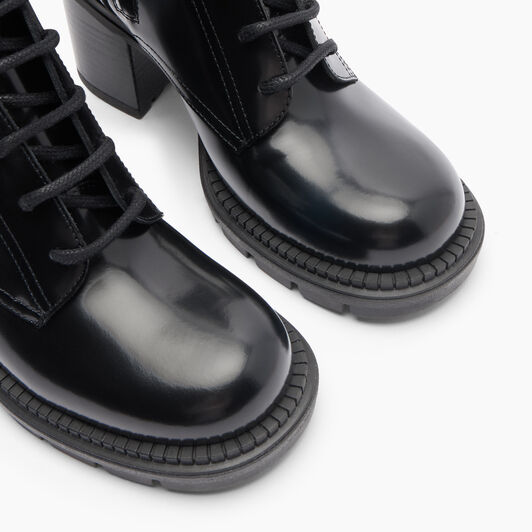 Casadei Concept Wizzard High Boots Black 1R522A0801C2858 Casadei Concept Wizzard High Boots Black 1R522A0801C2858