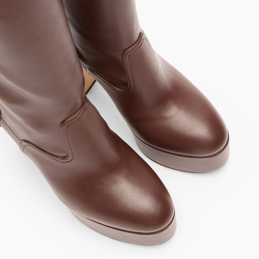Casadei Patty Over The Knee Sella 1T084A1301LAABD Casadei Patty Over The Knee Sella 1T084A1301LAABD