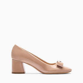 Casadei Cleo Patent Leather Pumps Sand 1F984Y0501C2623