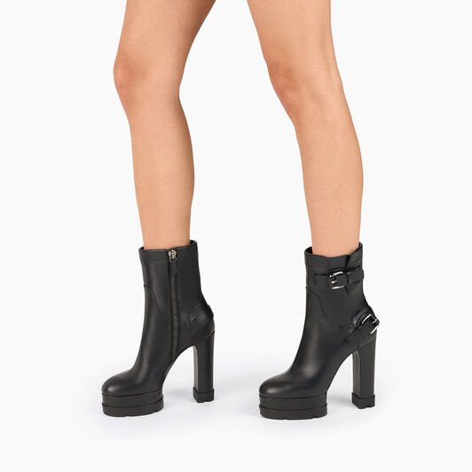 Casadei Nancy Rock Leather Ankle Boots Black 1R491Y1201C1108