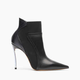 Casadei Blade Leather Ankle Boots Black 2S321Y040NLOVEC