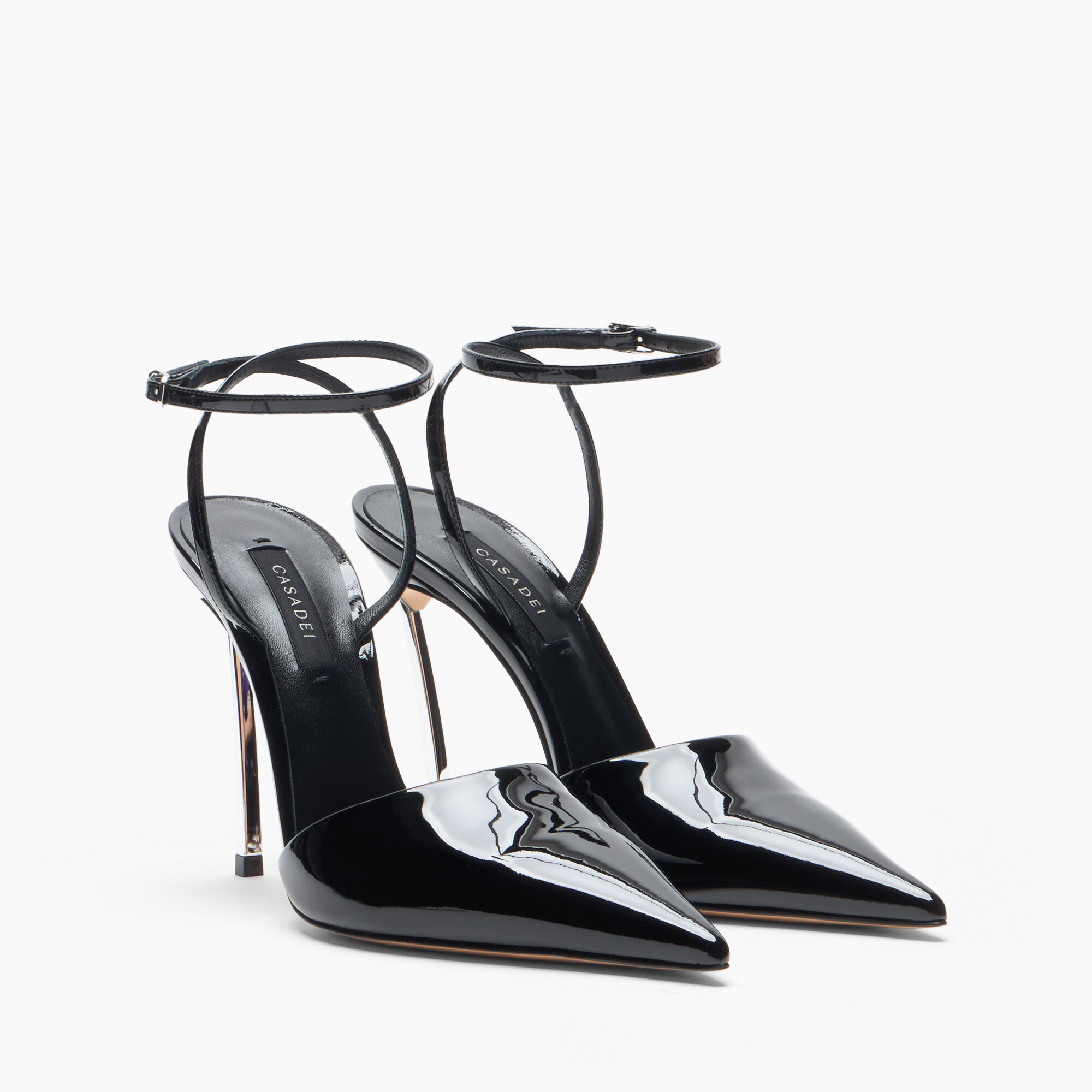 Superblade Sharp Samurai Pump in Black for Women | Casadei®