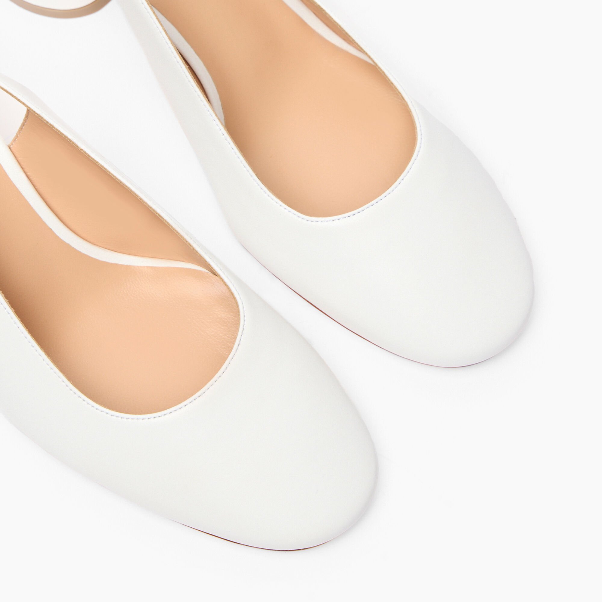 Casadei Cleo Leather Slingbacks White 1G634J0501C2649
