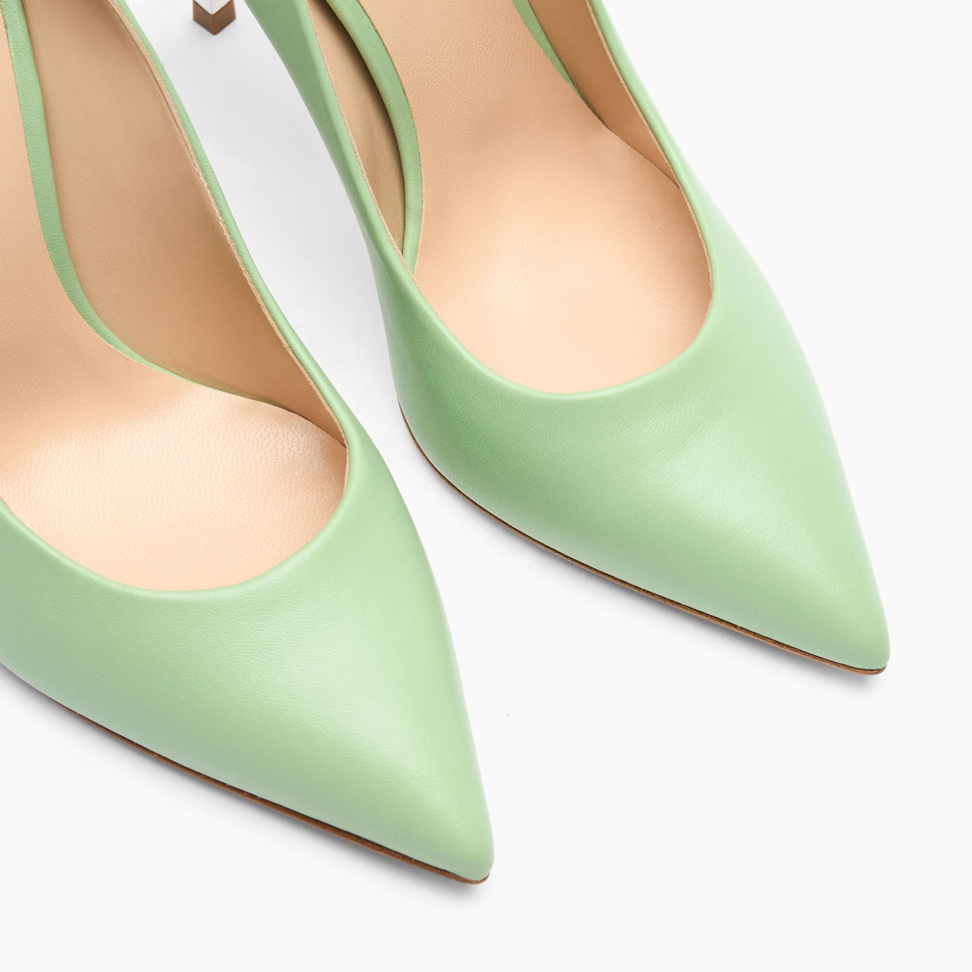 Casadei Blade Leather Pumps Milk and Mint 1F915W100MC1155