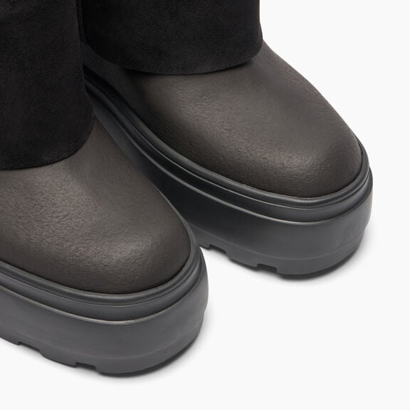 Casadei بوت دابل فيس للكاحل أسود 2S338Y080NNOMAD