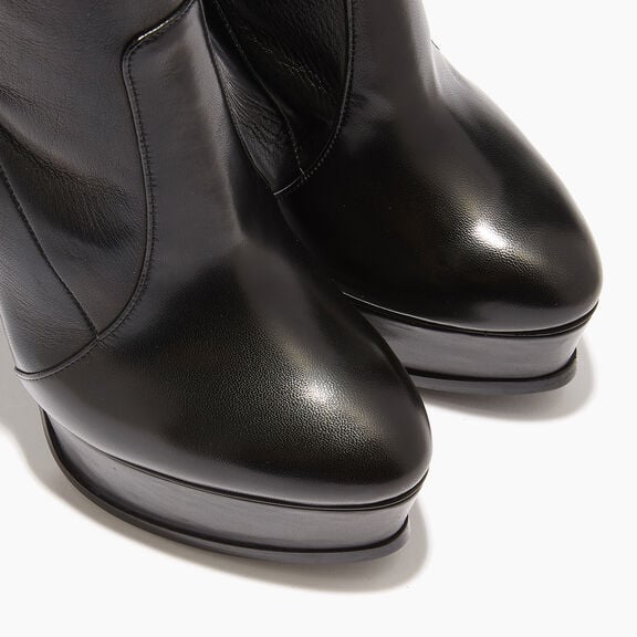 Casadei بوت فلورا بلاتفورم للكاحل أسود 1R627L1401T0053 Casadei بوت فلورا بلاتفورم للكاحل أسود 1R627L1401T0053