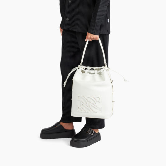 Casadei Voyage Leather Bucket Bag Bianco 3W461J0000VOYAG