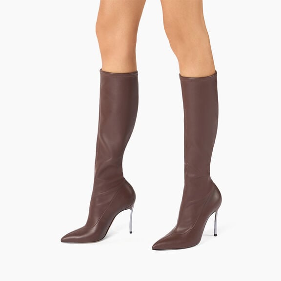 Casadei بوت بليد حليبي 1S330Y100MC2274 Casadei بوت بليد حليبي 1S330Y100MC2274