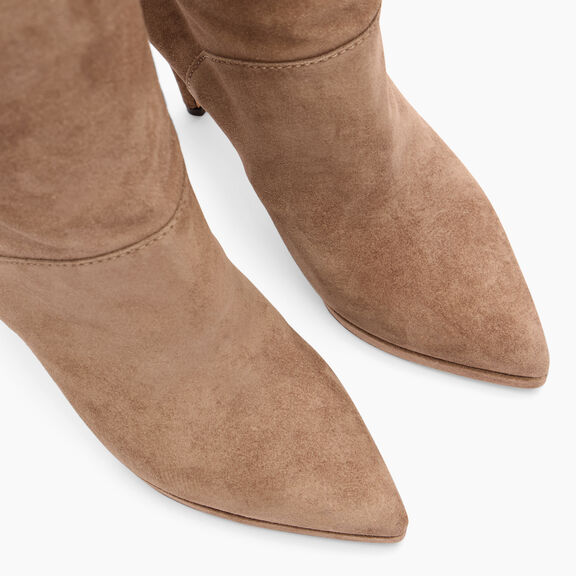 Casadei بوت ميشيل كورساريو فوق الركبة Caribou 1T079A1001NOMAD Casadei بوت ميشيل كورساريو فوق الركبة Caribou 1T079A1001NOMAD
