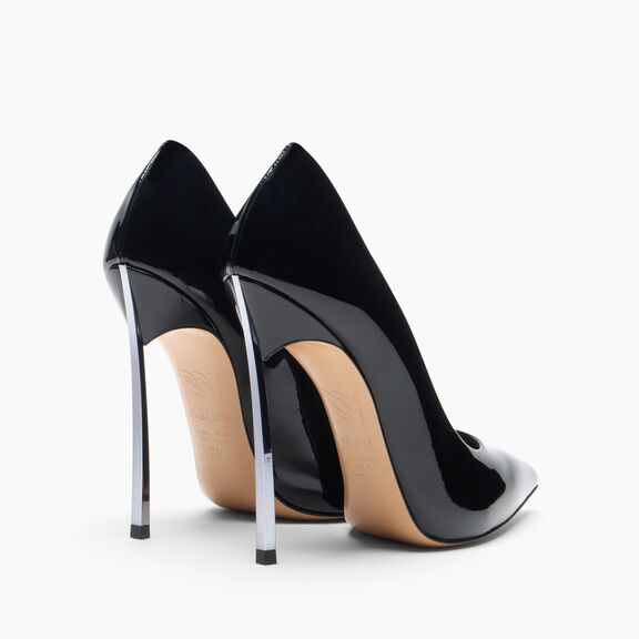 Casadei حذاء بكعب بليد من الجلد اللامع أسود 1F916W120MC1444
