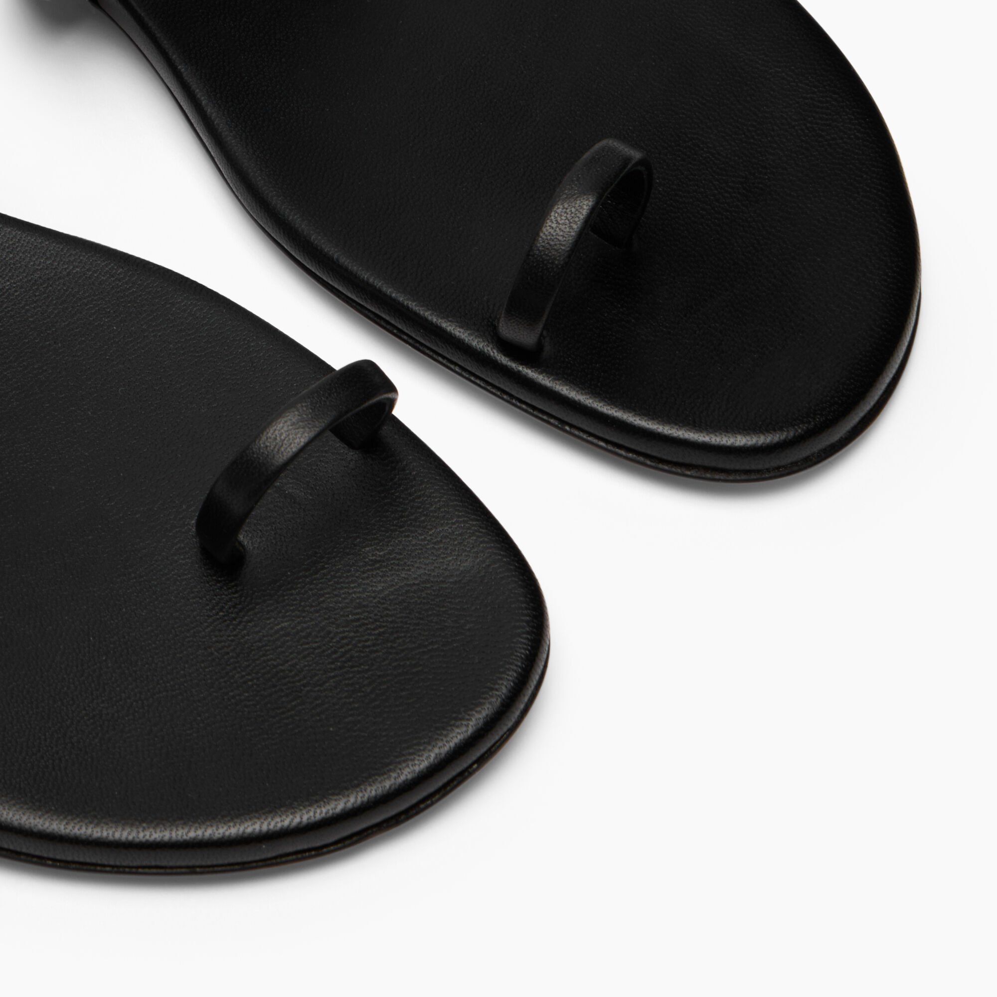 Casadei Vegas Flat Black 1N250B0101C2954 Casadei Vegas Flat Black 1N250B0101C2954