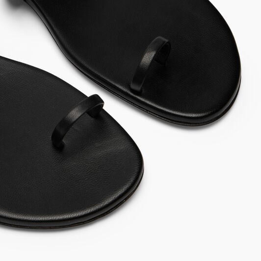 Casadei Vegas Flat Black 1N250B0101C2954 Casadei Vegas Flat Black 1N250B0101C2954