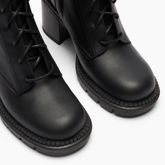 Casadei Combat Boot Concept Symphony Nero 1R522A0801C2860 Casadei Combat Boot Concept Symphony Nero 1R522A0801C2860
