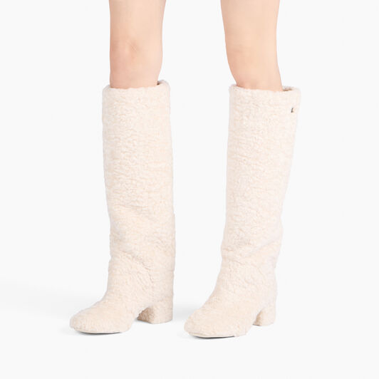 Casadei Nuova MunHigh Boots White 1S384A0511C2197 Casadei Nuova MunHigh Boots White 1S384A0511C2197
