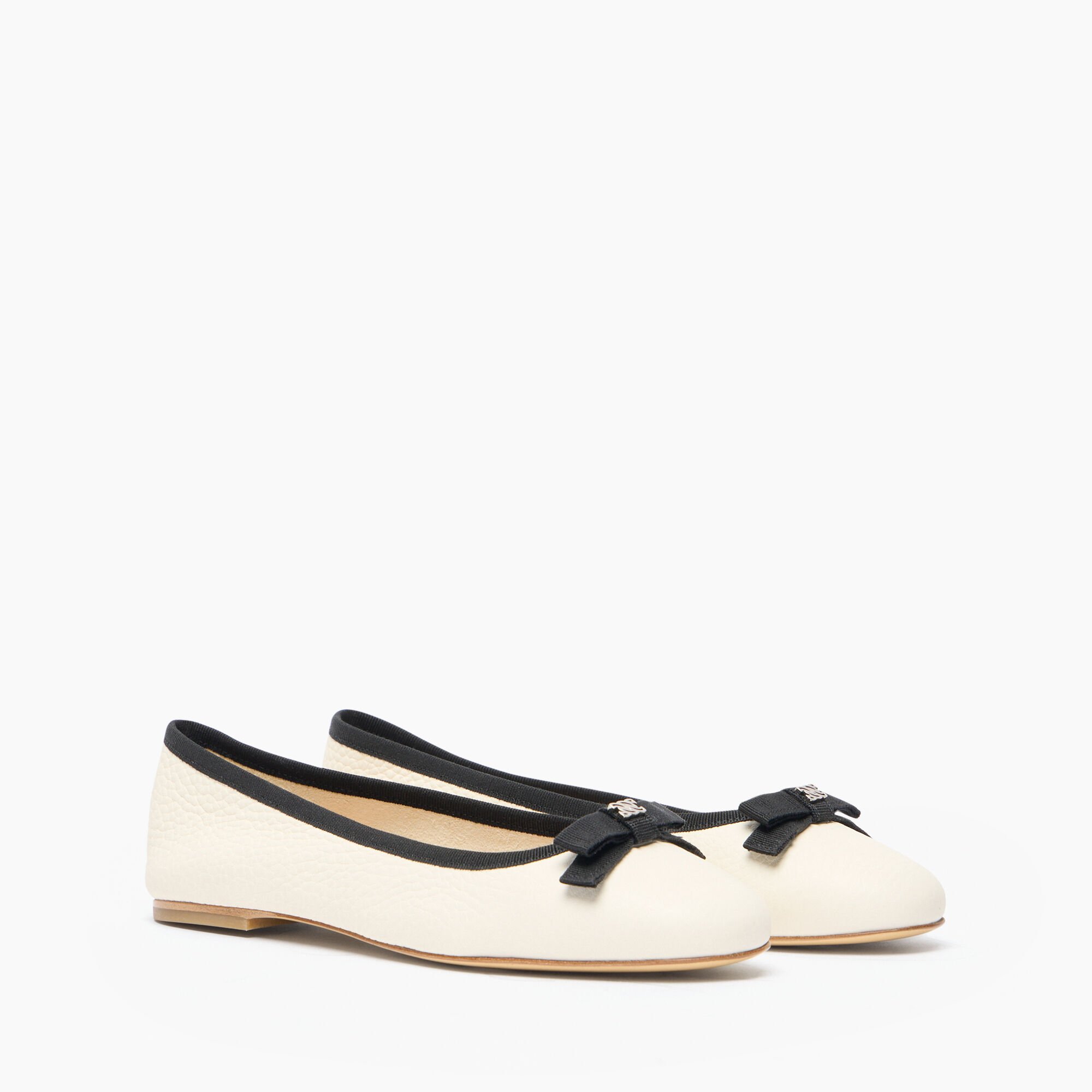 Casadei Leather Ballet Flats Off white 1A285J0101C2363