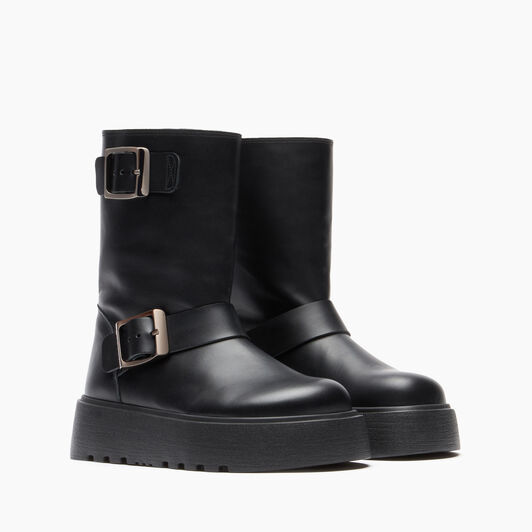 Casadei Ale Leather Ankle Boots Black 2R481Y040NC1108